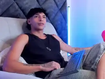 Chaturbate Free Live Porn of kroywave