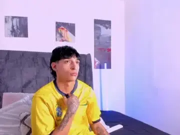 Chaturbate Free Live Porn of kroywave