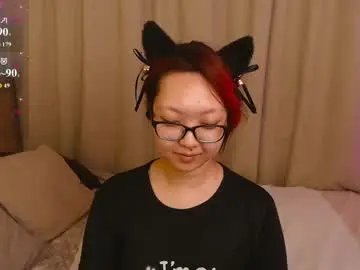 Chaturbate Live Sex Cam of marine_vact