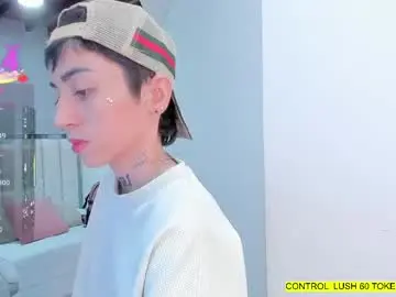 Chaturbate Free Live Porn of shantal_thompson21