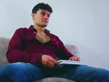 Chaturbate Live Sex of jhohannes_maximo