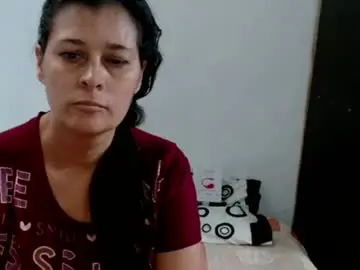 Chaturbate Sex Chat of adriana_milf