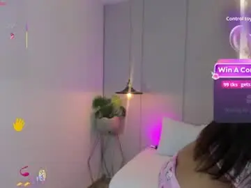 Chaturbate Live Sex Cam of isabella_florez22