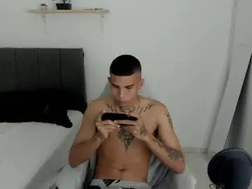 Chaturbate Best live sex cam show of king_warlord
