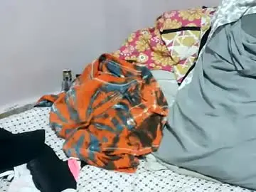 Chaturbate Sex Cam of squirtypussie