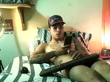 Chaturbate Adult Video Chat of yeisoncastellanos1999