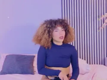 Chaturbate Free Porn Cam of adelerouss