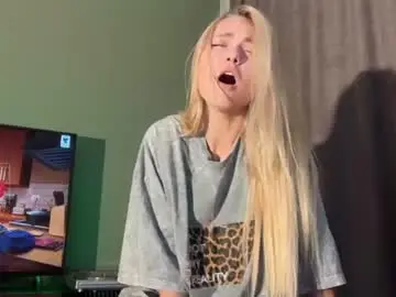 Chaturbate Live Porn of brilliantvictoria
