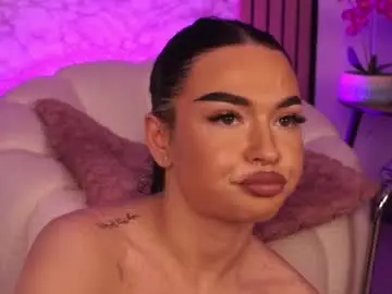 Chaturbate Live Sex Cam of sashalorrenz
