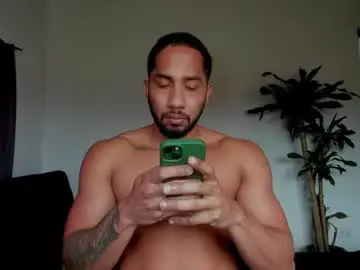 Chaturbate Adult Webcam of cristobal12cock
