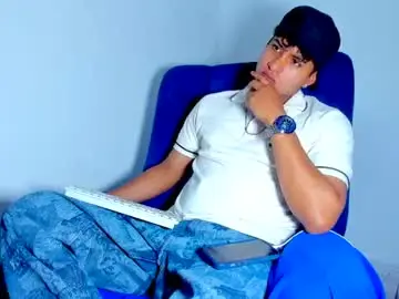 Chaturbate Live Sex Cam of dominick_king