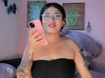 Chaturbate Live Sex of maddy_jhonsson