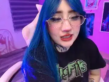 Chaturbate Nude Webcam of miwaviolet