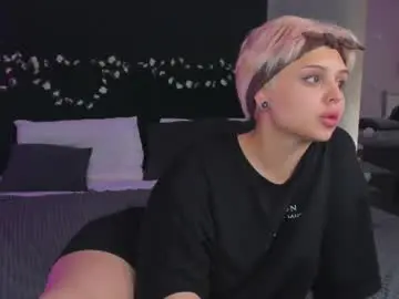 Chaturbate Live Sex Cam of emma_bro0kss