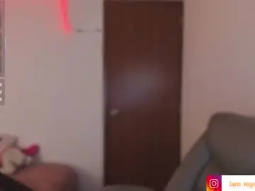 Chaturbate Live Porn of myaa_girl