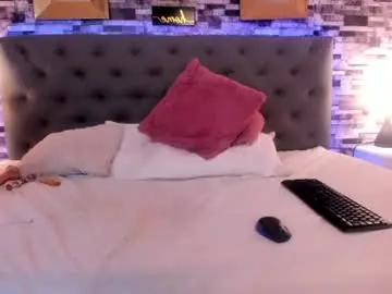 Chaturbate Nude Webcam of yeseniaa_25