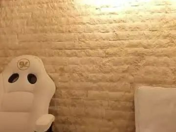 Chaturbate Adult Video Chat of annie_shine_