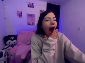 Chaturbate Live Sex Cam of cami_mila99