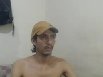 Chaturbate Live Porn of snackontime19