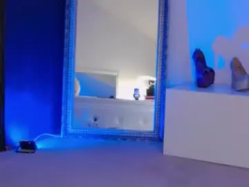 Chaturbate Watch Live Sex Cams of bellakarmma