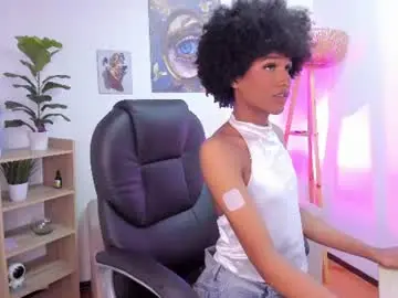 Chaturbate Live Porn of naomisaenz_