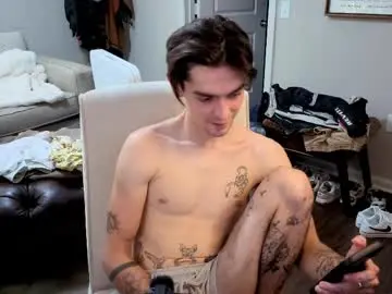 Chaturbate Nude Webcam of str8whiteboy21