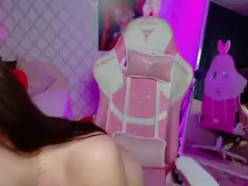 Chaturbate Live Sex Cam of foryoureyesonly__