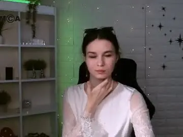 Chaturbate Live Porn of kiara_belle