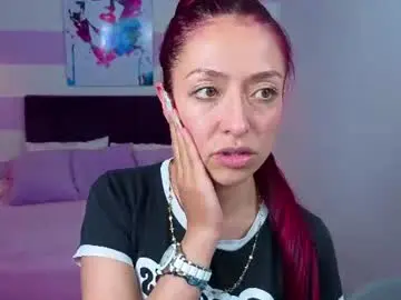 Chaturbate Live Sex Cam of scarlett__bell
