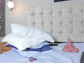 Chaturbate Live Sex Cam of mia_dolls18