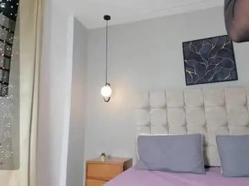 Chaturbate Adult Video Chat of mia_dolls18