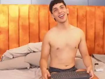 Chaturbate Private Sex Chat of adrianmiless