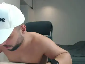 Chaturbate Best live sex cam show of sandro_best