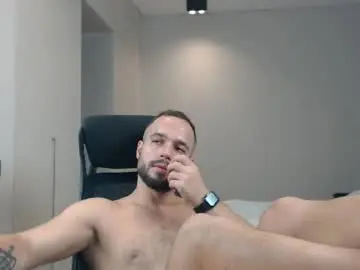 Chaturbate Sex Cam of sandro_best