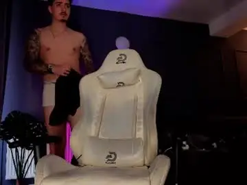 Chaturbate Watch Live Sex Cams of matt_thestud