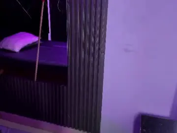 Chaturbate Free Live Porn of nina_hazee_