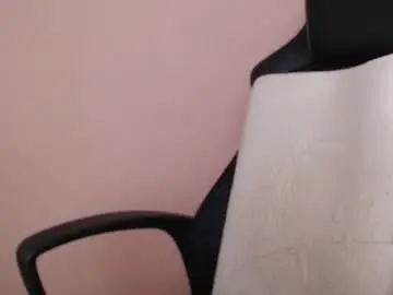 Chaturbate Live Sex of sweet_lil_thing