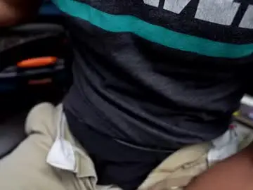 Chaturbate Free Porn Cam of yourislandman