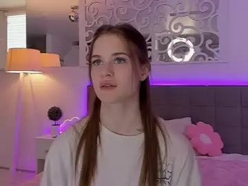 Chaturbate Best live sex cam show of luisaclover