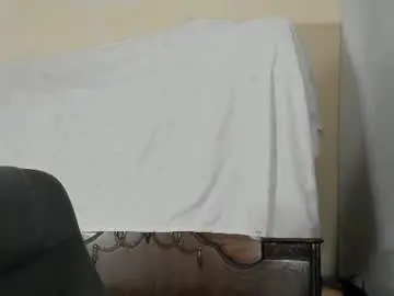 Chaturbate Live Sex Cam of xmetalstudx