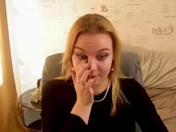 Chaturbate Nude Webcam of glow_margo