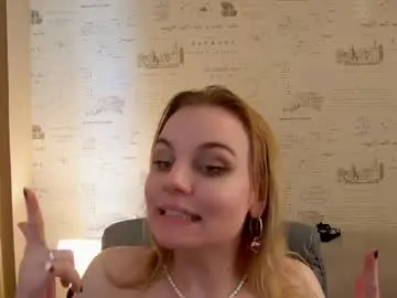 Chaturbate Watch Live Sex Cams of glow_margo