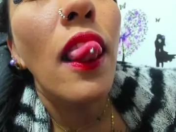 Chaturbate Watch Live Sex Cams of daniahot777