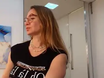 Chaturbate Live Porn of milf_tea
