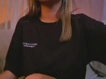 Chaturbate Sex Cam of cindylovesmith