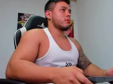 Chaturbate Free Porn Cam of marco_diaz1