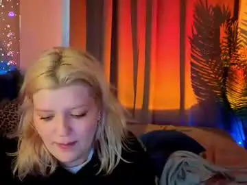 Chaturbate Watch Live Sex Cams of polly__mayer