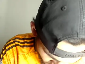 Chaturbate Live Sex Cam of david_hot12