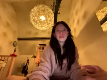 Chaturbate Live Sex Cam of lizzstarxo
