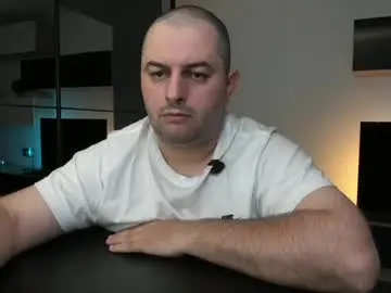 Chaturbate Free Live Porn of dravenpeak